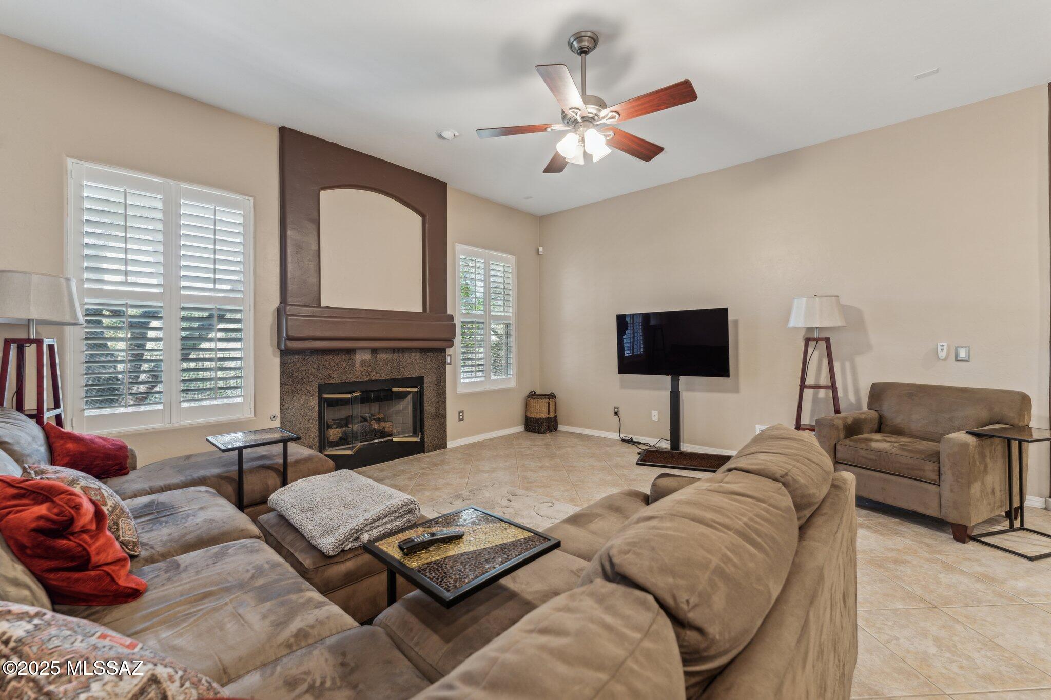 12679 North Piping Rock Road Tucson, AZ 85755 - Photo 12 of 39
