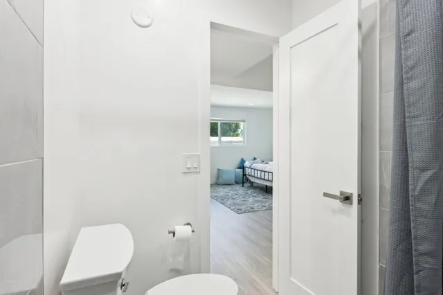 a bathroom with a toilet