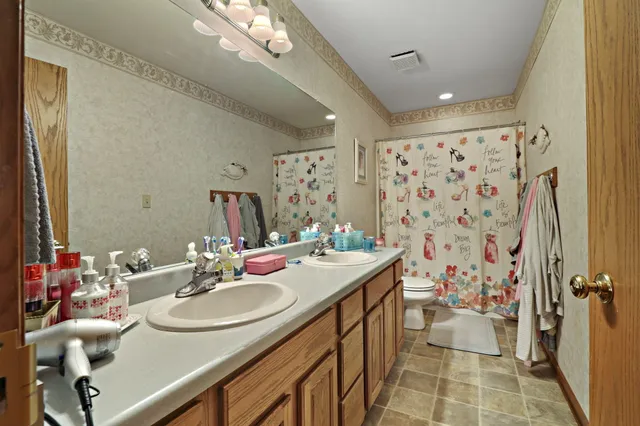 $499,900 | 6457 Norfolk Lane, Mount Pleasant, WI 53406