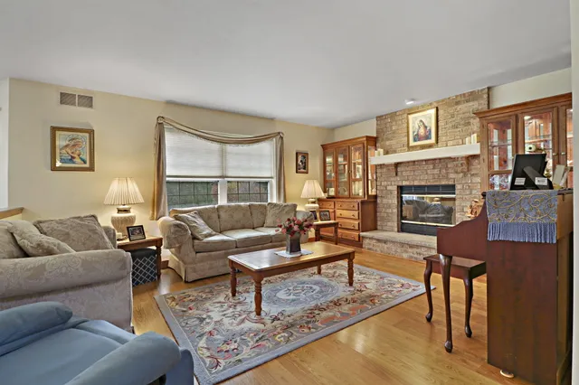 $499,900 | 6457 Norfolk Lane, Mount Pleasant, WI 53406