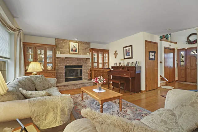 $499,900 | 6457 Norfolk Lane, Mount Pleasant, WI 53406