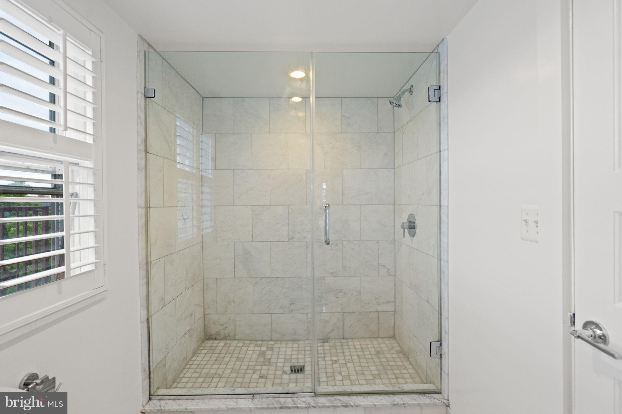 3246 N Street Northwest, Unit 4A Washington, DC 20007 - Photo 23 of 31 Bathroom