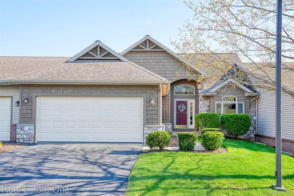$424,900 | 2243 Willow Tree, Brighton, MI 48116