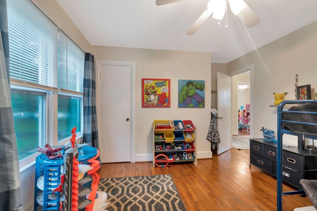 13382 Highway 20 Freeport, FL 32439 - Photo 14 of 31 a children room with furniture and toys