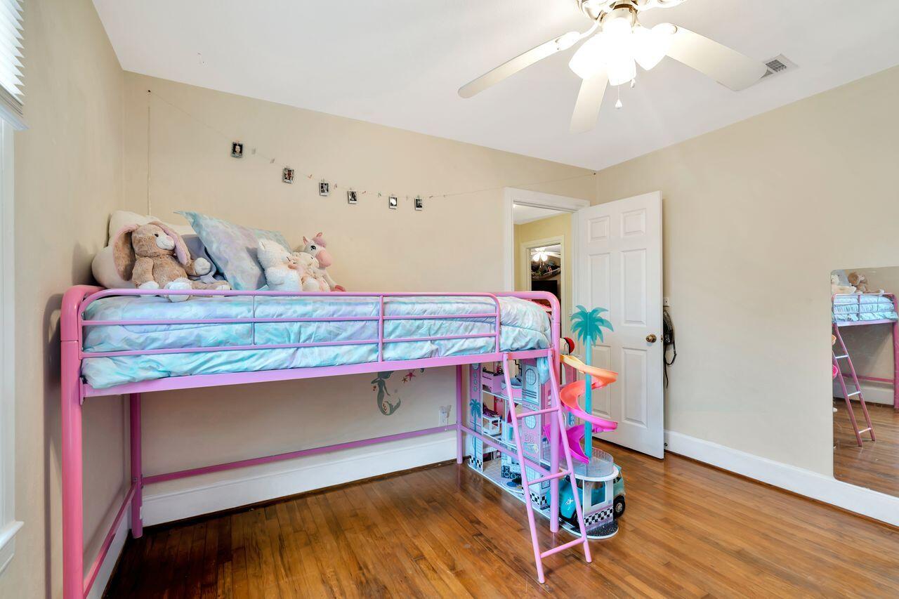 13382 Highway 20 Freeport, FL 32439 - Photo 21 of 31 a view of room with toys and wooden floor