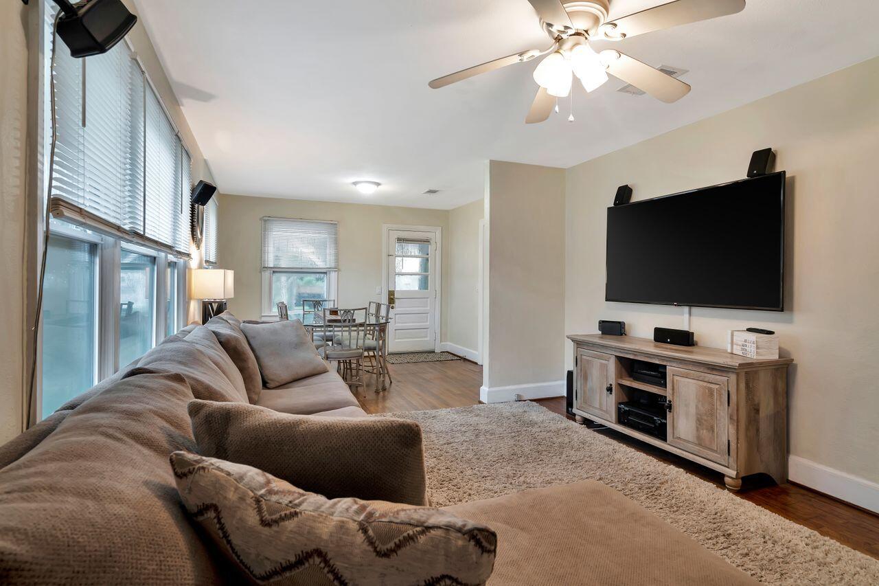 13382 Highway 20 Freeport, FL 32439 - Photo 5 of 31 a living room with furniture and a flat screen tv