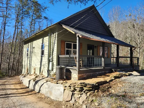 $299,000 | 820 Beaver Creek Road, Andrews, NC 28901