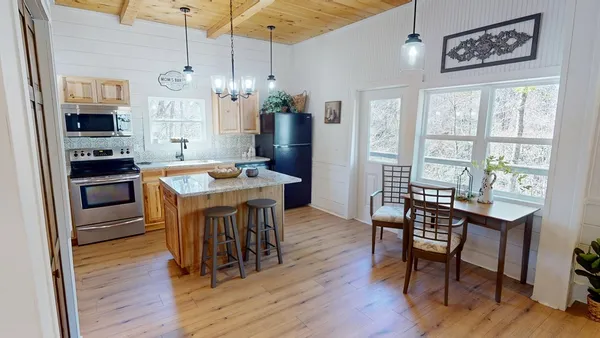 $299,000 | 820 Beaver Creek Road, Andrews, NC 28901