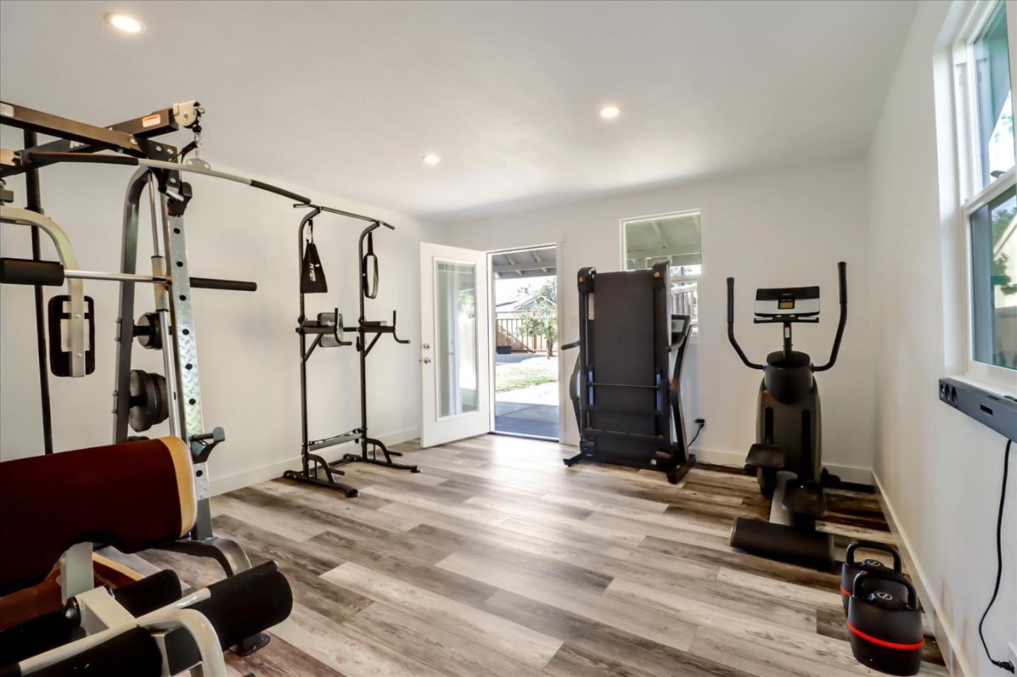 280 Dallas Drive Campbell, CA 95008 - Photo 22 of 64