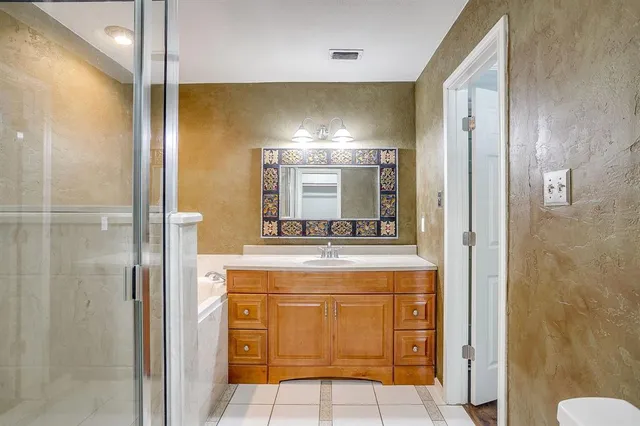 $369,900 | 1327 Hemphill Drive, Cleburne, TX 76033