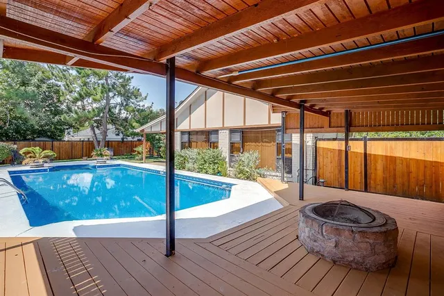 $369,900 | 1327 Hemphill Drive, Cleburne, TX 76033