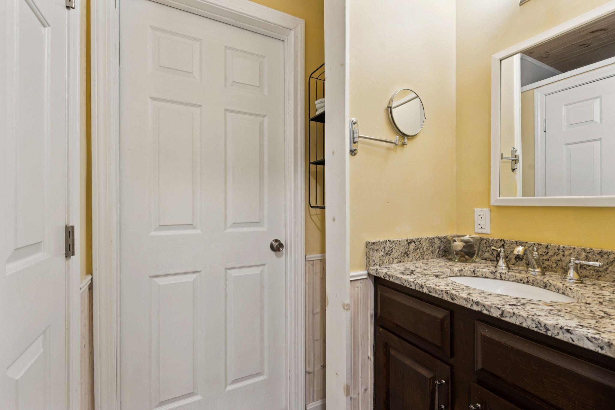 1762 Post Road, Unit 105 Wells, ME 04090 - Photo 20 of 29 Bathroom