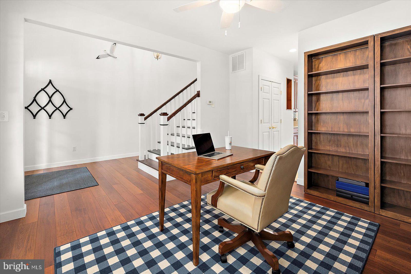 101 Mumford Landing Road Ocean Pines, MD 21811 - Photo 7 of 135 All office furniture conveys