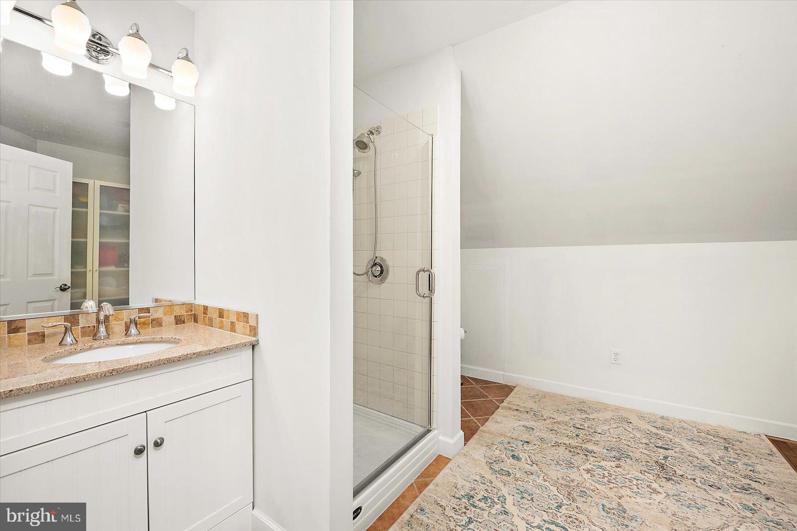 101 Mumford Landing Road Ocean Pines, MD 21811 - Photo 78 of 135 EnSuite Bath #4 in Bedroom #4