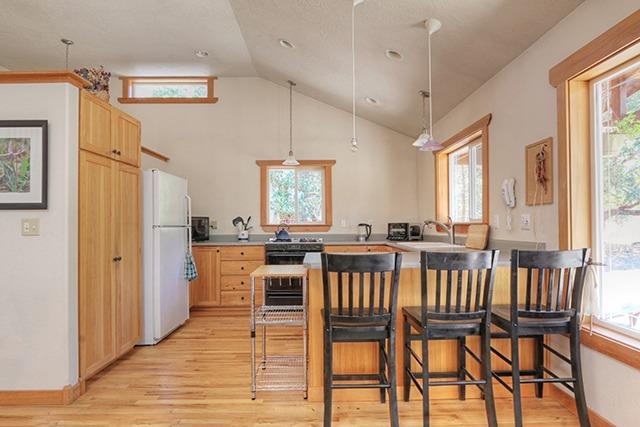 540 Latigo Ranch Road Williams, OR 97544 - Photo 5 of 32 Additional Photo
