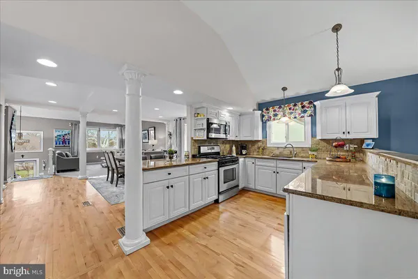 $715,000 | 474 Ridge Lane, Springfield, PA 19064