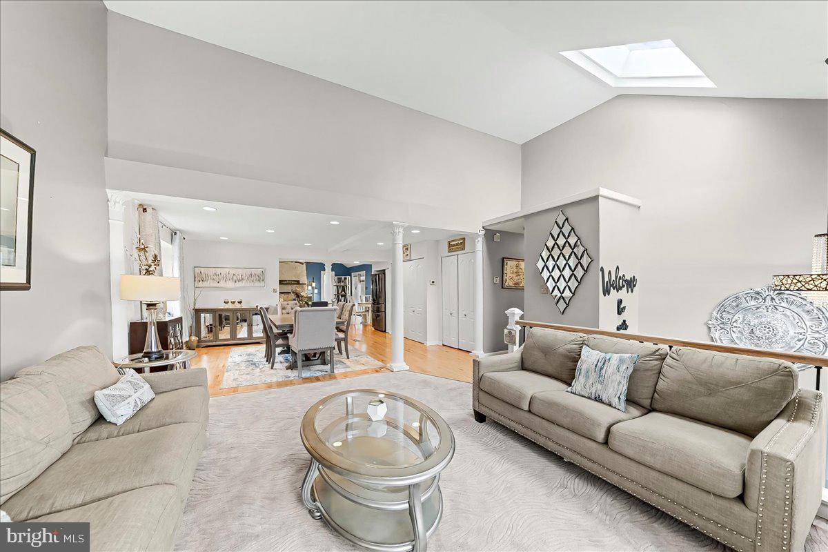 474 Ridge Lane Springfield, PA 19064 - Photo 9 of 48