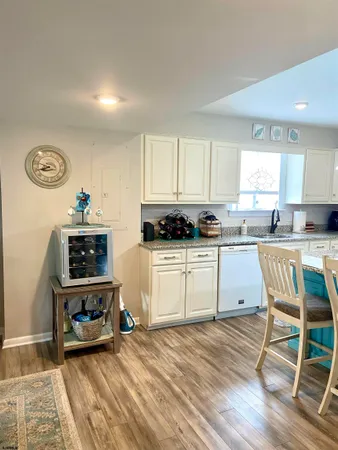 $2,000 | 9103 Amherst Avenue, Unit 1STWINTER, Margate City, NJ 08402