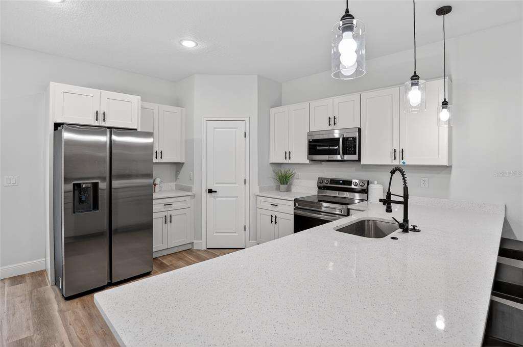 6241 Southwest 154th Lane Road Ocala, FL 34473 - Photo 8 of 29