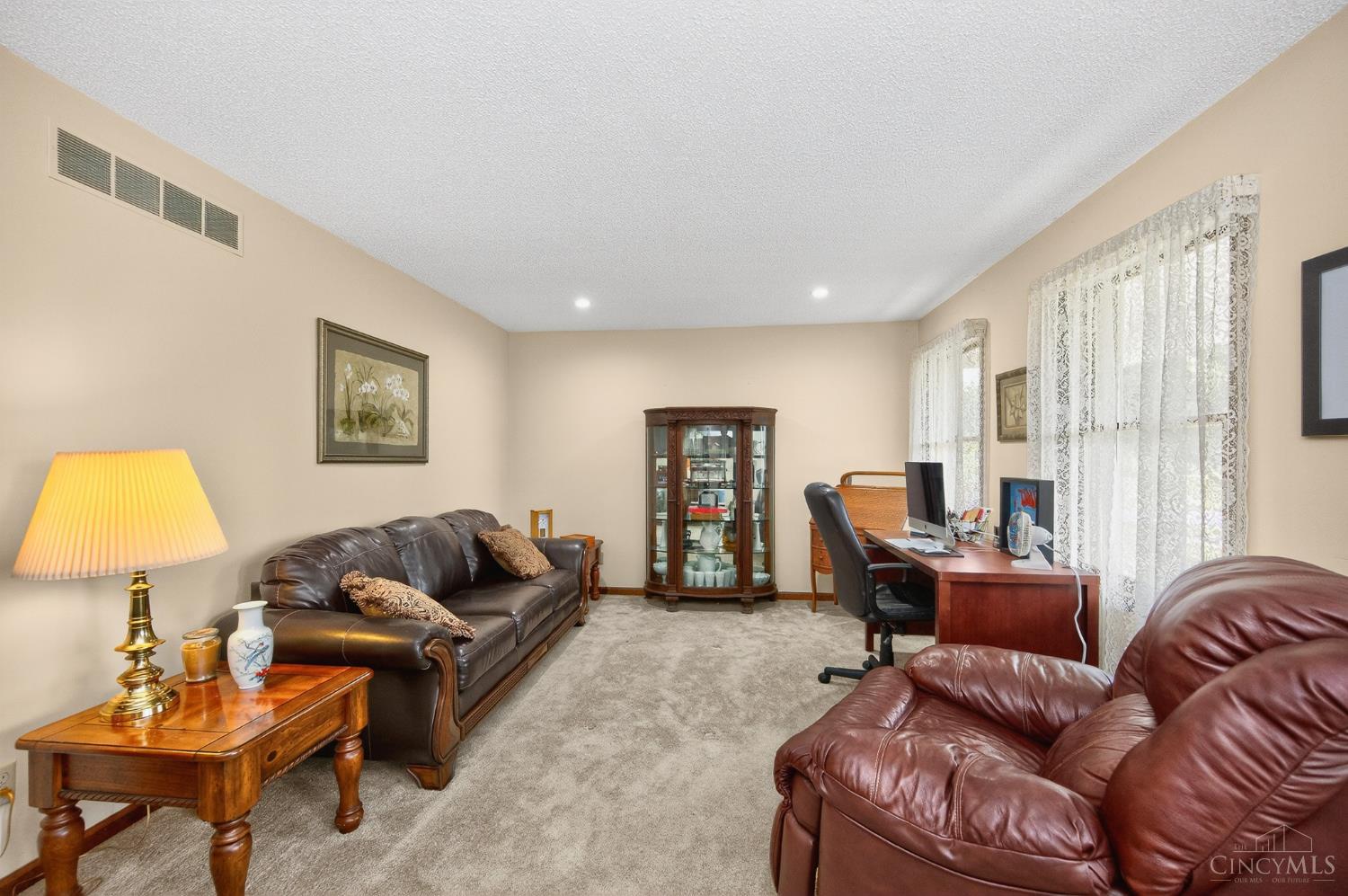 826 West Turtlecreek Union Road Lebanon, OH 45036 - Photo 4 of 57