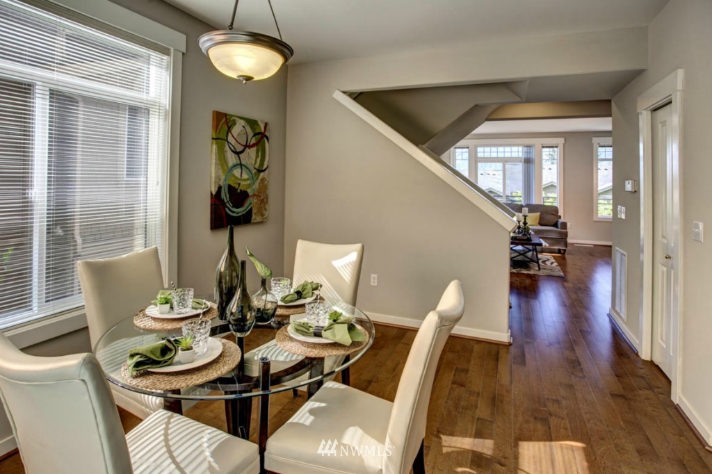 23300 Southeast Black Nugget Road, Unit J6 Issaquah, WA 98029 - Photo 7 of 22