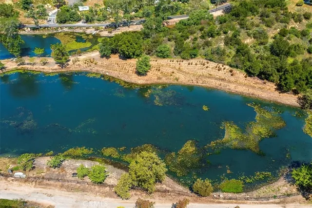 $869,000 | 40057 South Shore Drive, Fallbrook, CA 92028