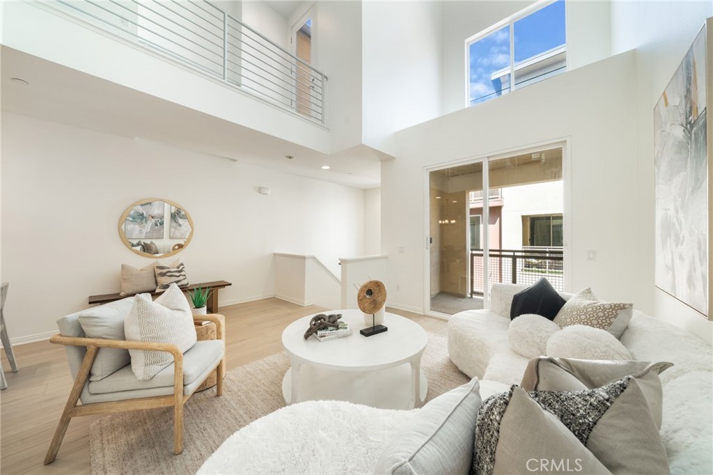 615 Rockefeller Irvine, CA 92612 - Photo 4 of 51 Gallery Image 4
