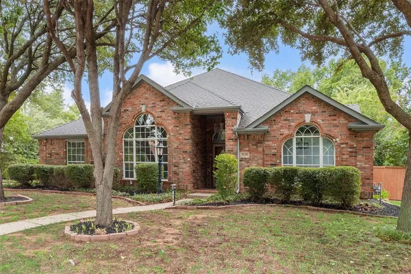 $475,000 | 828 Abbots Lane, Denton, TX 76205