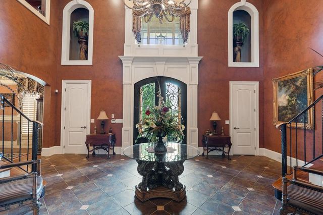 a view of entryway and hall