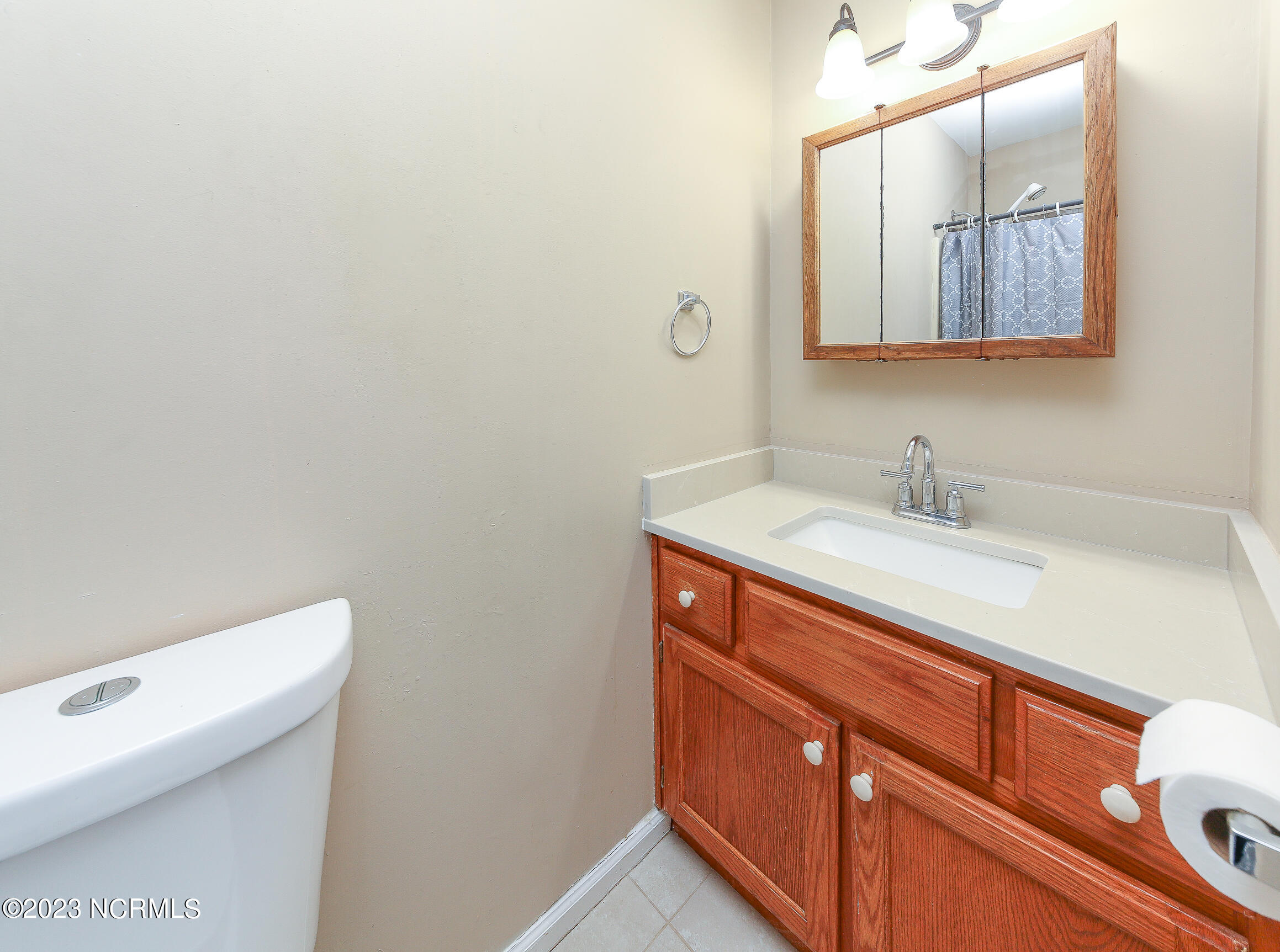 437 South End Road Knotts Island, NC 27950 - Photo 31 of 50 4G8A0623