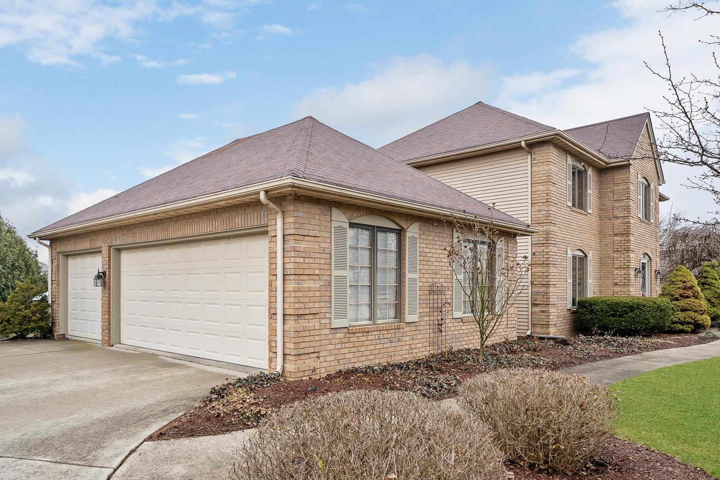 2103 Traders Crossing Fort Wayne, IN 46845 - Photo 5 of 36 Gallery Image 5