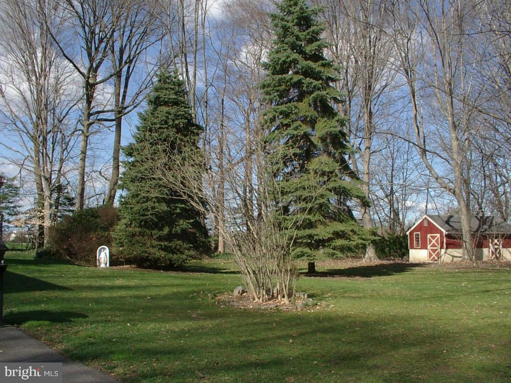 1419 Lampeter Road Lancaster, PA 17602 - Photo 8 of 8 Gallery Image 8