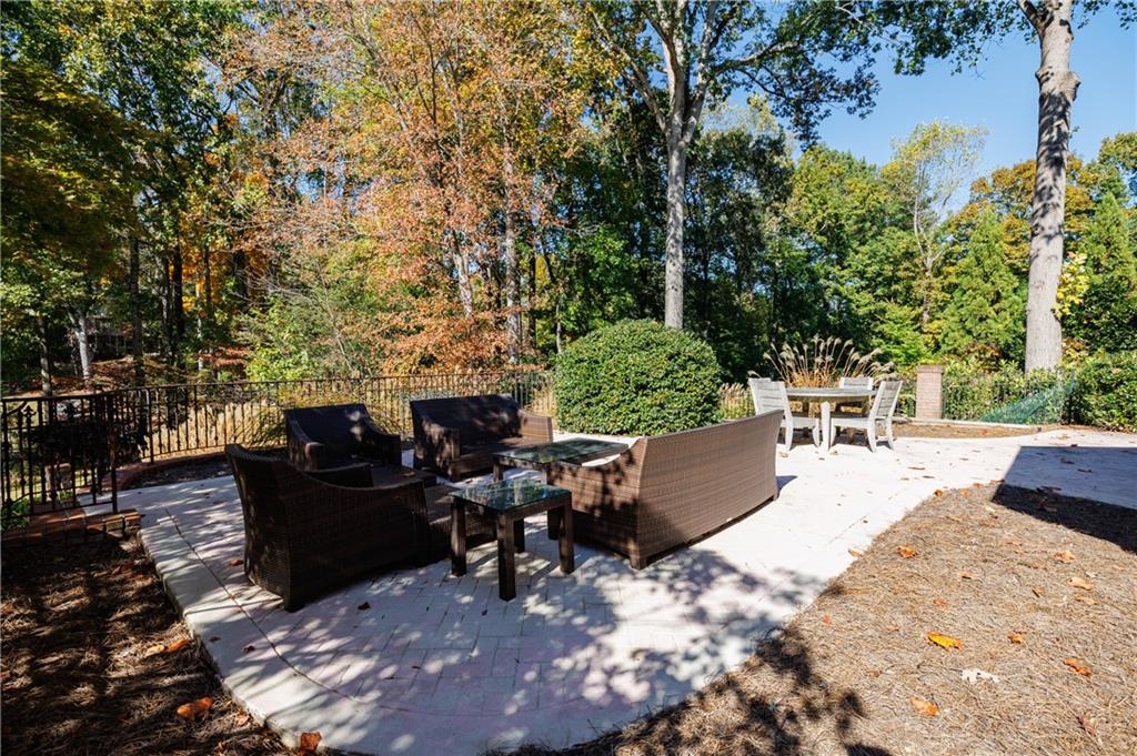 9390 Colonnade Trail Alpharetta, GA 30022 - Photo 115 of 122