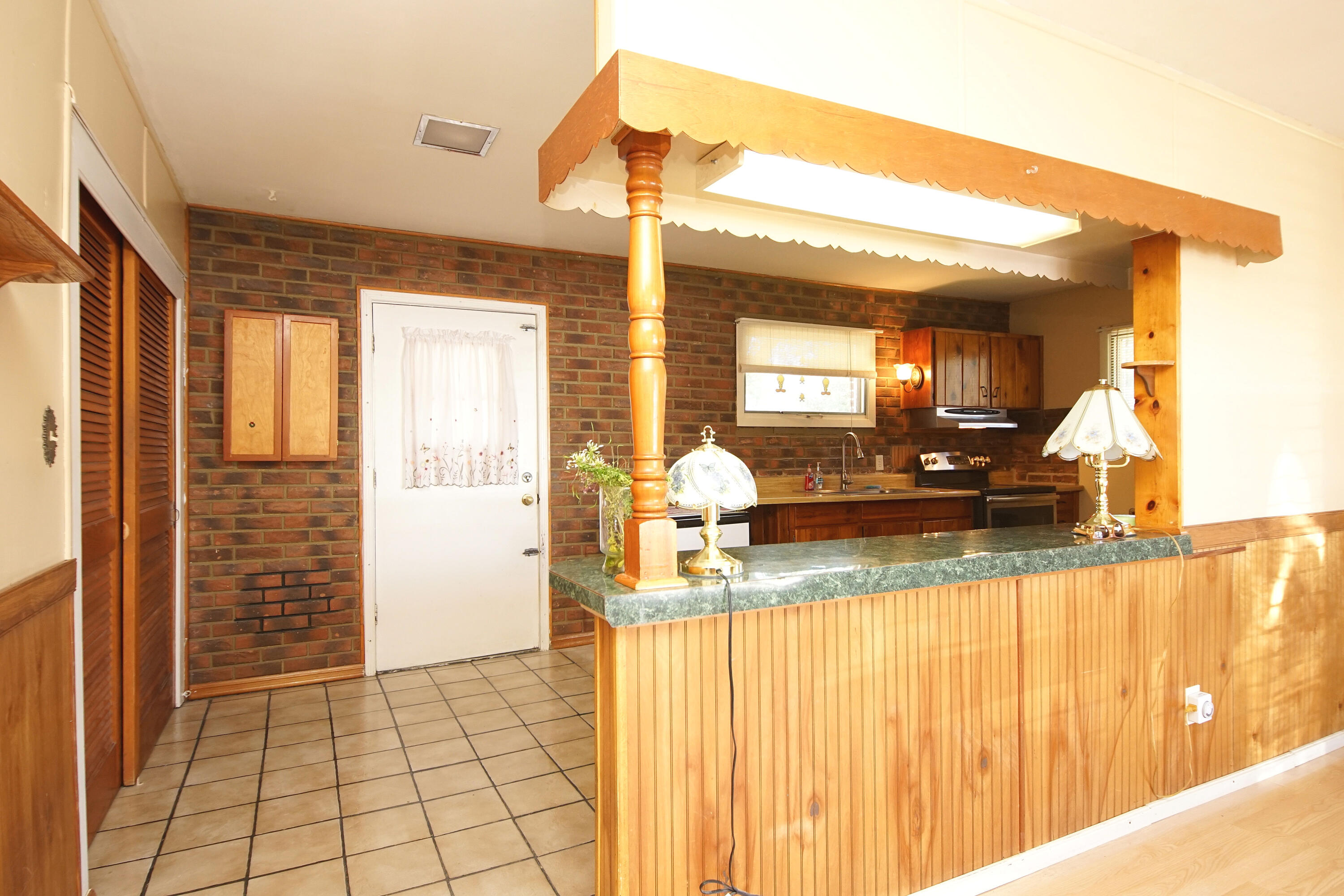 115 Ferry Road Northeast Fort Walton Beach, FL 32548 - Photo 8 of 36 Gallery Image 8