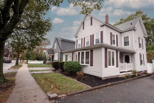 $660,000 | 171 Essex Street, Saugus, MA 01906