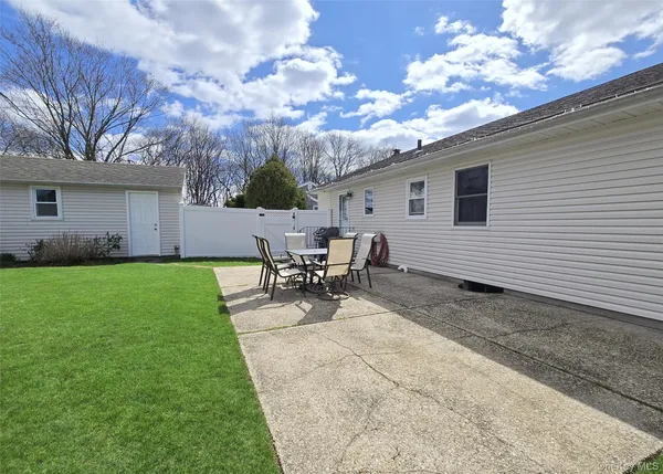 $509,900 | 23 Herbert Circle, Patchogue, NY 11772