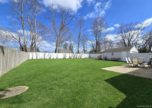 $509,900 | 23 Herbert Circle, Patchogue, NY 11772