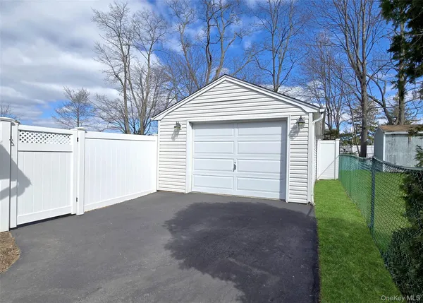 $509,900 | 23 Herbert Circle, Patchogue, NY 11772