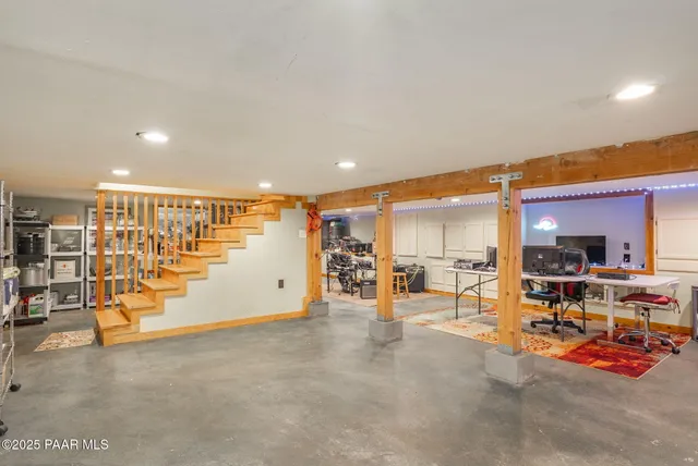 $882,000 | 8807 South Fipsila Circle, Skull Valley, AZ 86338