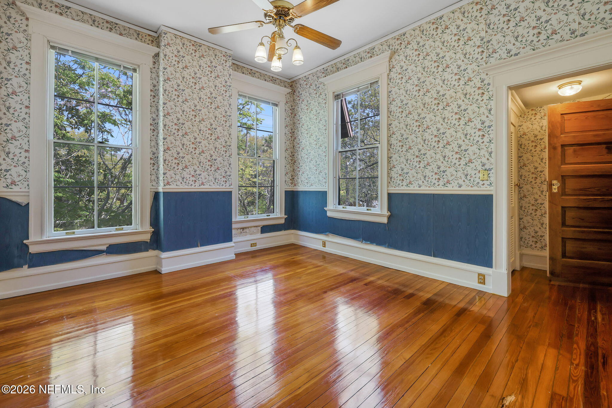 2160 Oak Street Jacksonville, FL 32204 - Photo 63 of 143 a view of empty room with wooden floor and fan