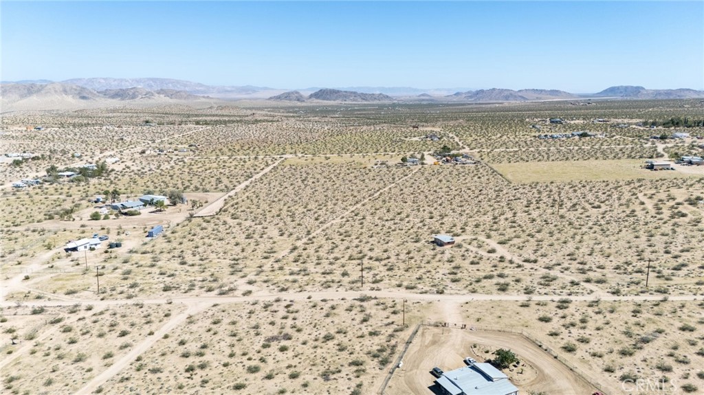 5555 Oleta Road Johnson Valley, CA 92285 - Photo 11 of 43