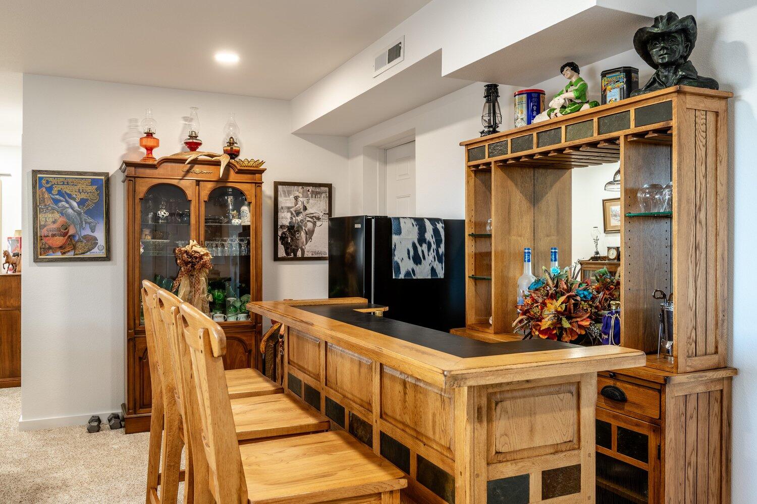 105 Lake Desmet Road Buffalo, WY 82834 - Photo 27 of 84 027_dsc_5777-hdr_814