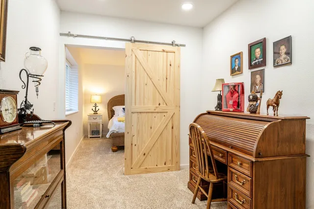 $1,400,000 | 105 Lake Desmet Road, Buffalo, WY 82834