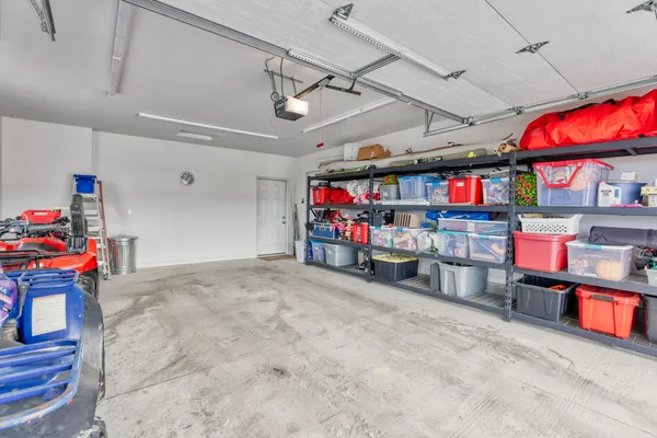$1,400,000 | 105 Lake Desmet Road, Buffalo, WY 82834