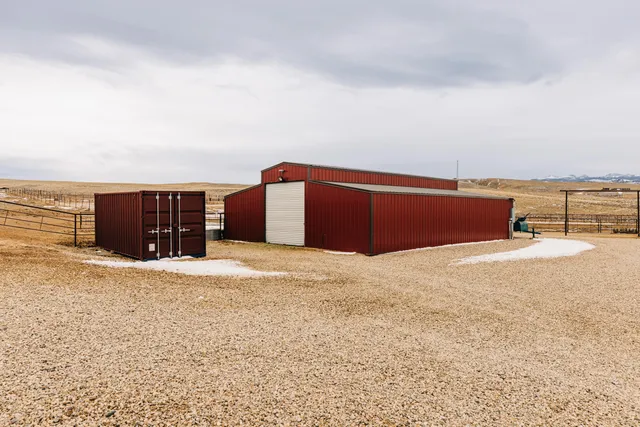 $1,400,000 | 105 Lake Desmet Road, Buffalo, WY 82834