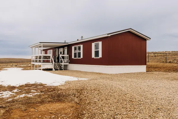 $1,400,000 | 105 Lake Desmet Road, Buffalo, WY 82834