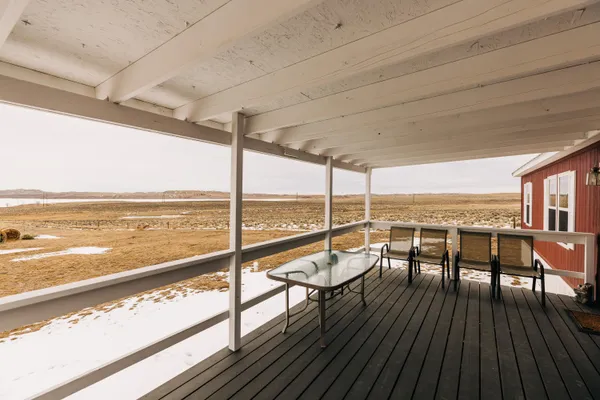 $1,400,000 | 105 Lake Desmet Road, Buffalo, WY 82834