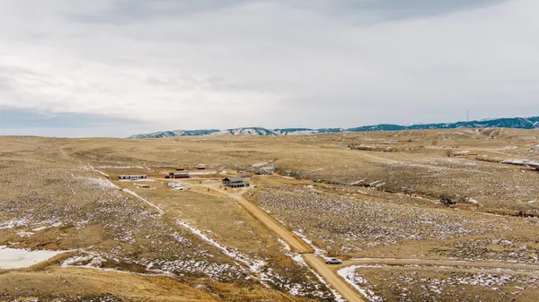 $1,400,000 | 105 Lake Desmet Road, Buffalo, WY 82834