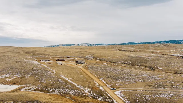 $1,400,000 | 105 Lake Desmet Road, Buffalo, WY 82834