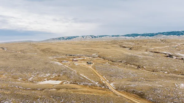 $1,400,000 | 105 Lake Desmet Road, Buffalo, WY 82834